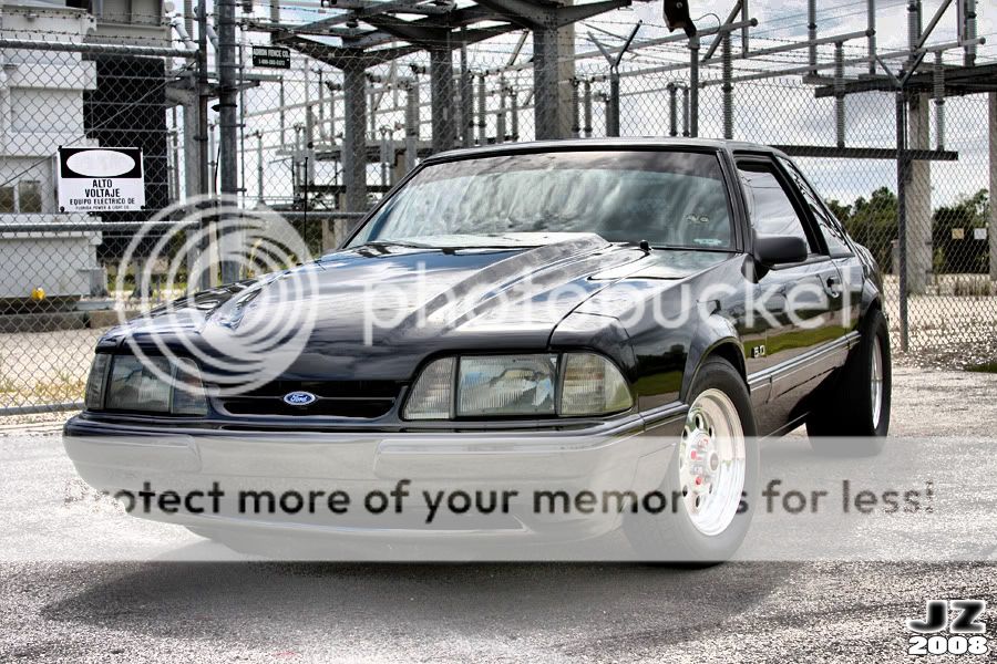 IMAGE: http://i343.photobucket.com/albums/o459/MotorsportIllusions/002_HDRz.jpg